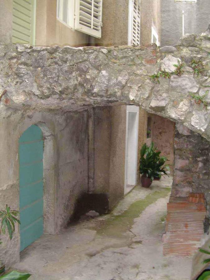 Apartment In Vrbnik/Insel Krk 13614 Exterior photo